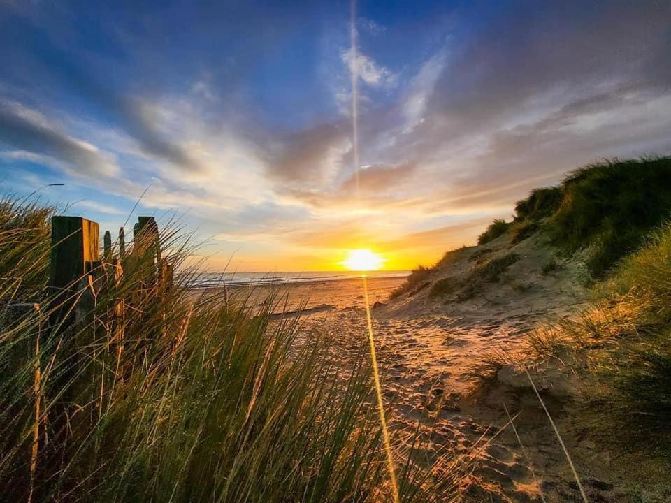 Macs Shack, California Sands, Scratby - Two Bed Chalet, Sleeps 5, Pet Friendly, Free Pool Passes Plus Linen And Towels Included Грейт-Ярмут Екстер'єр фото